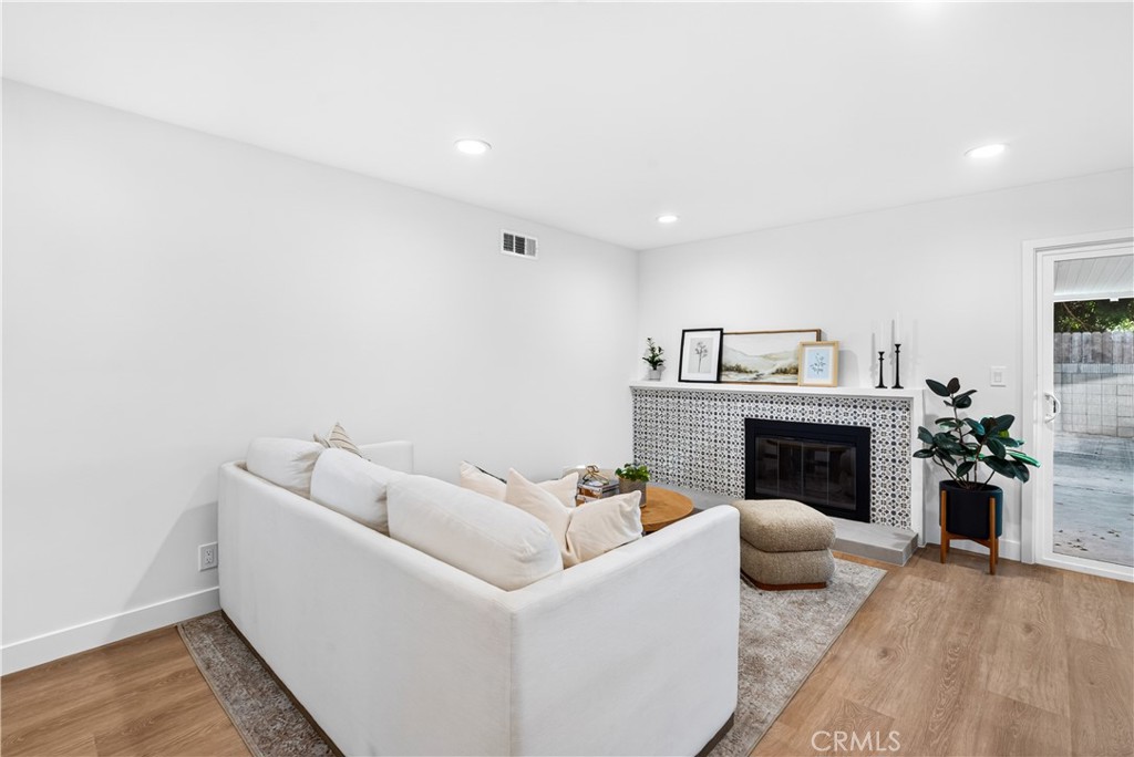 5382 Christal Property Photo 11
