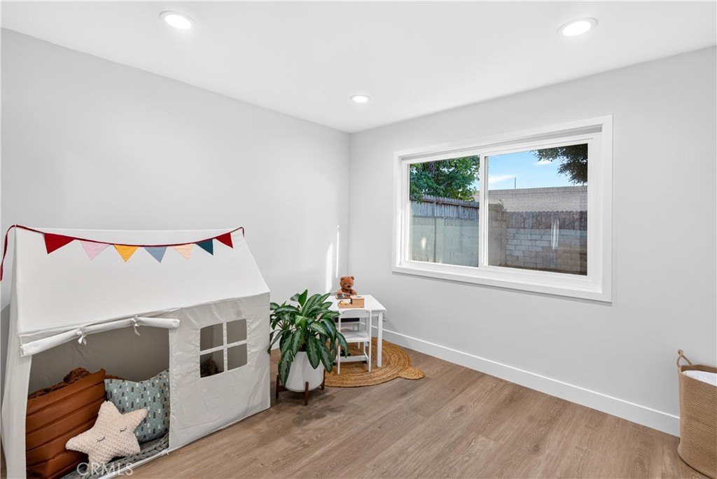 5382 Christal Property Photo 31