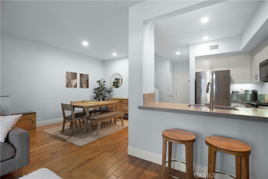 7 Herrick St Property Photo 4