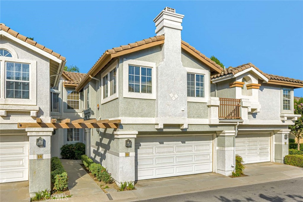 16 Chaumont Property Photo 1