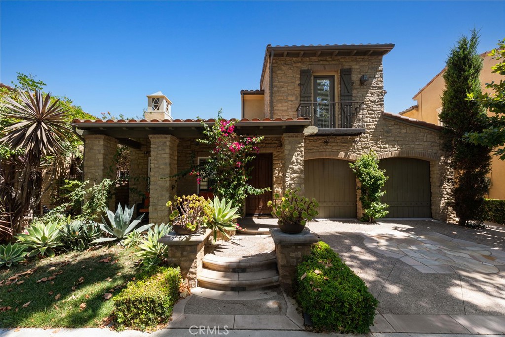 52 Winding Way Property Photo 1