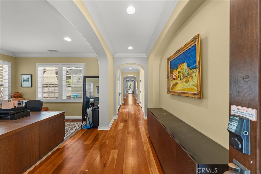 52 Winding Way Property Photo 2