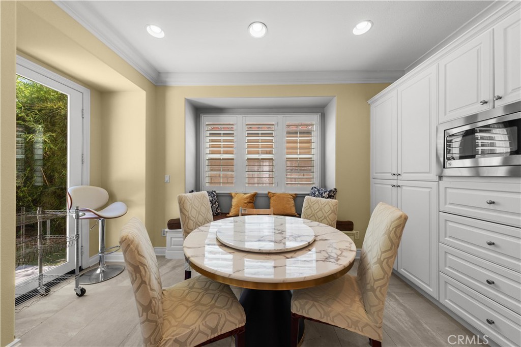 52 Winding Way Property Photo 12