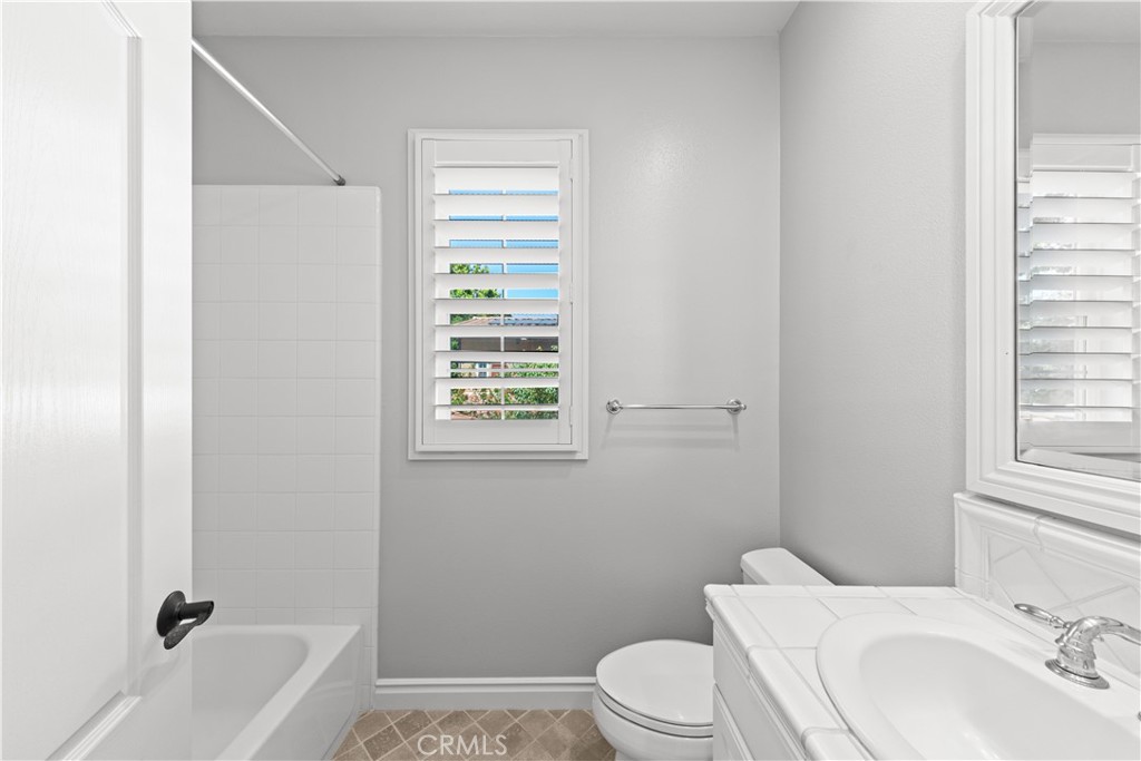 52 Winding Way Property Photo 27