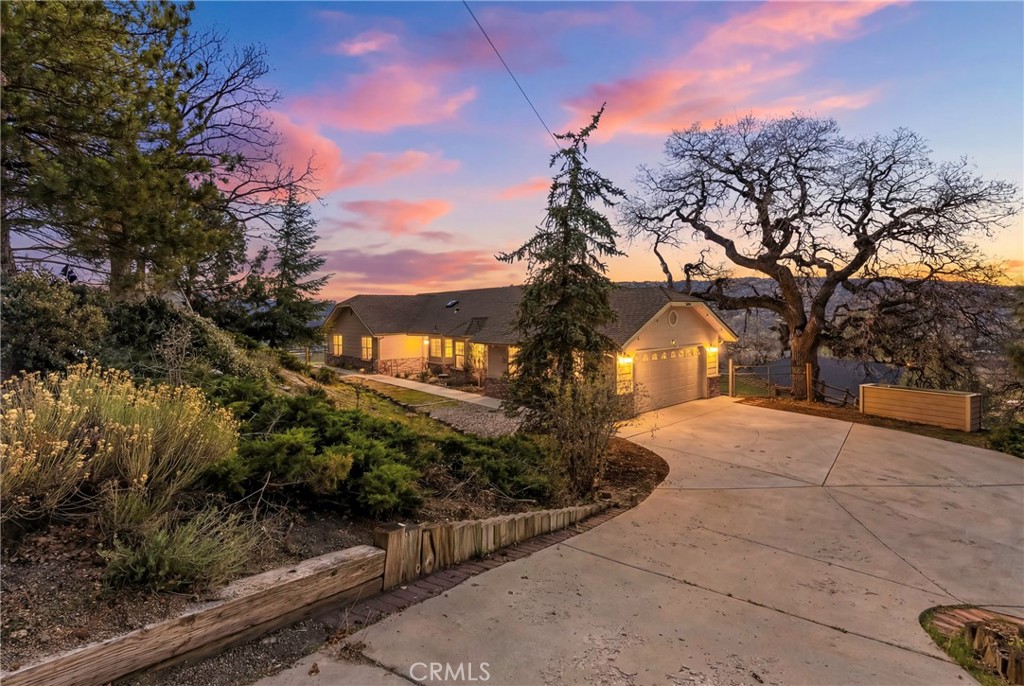 27100 Barkes Property Photo 1