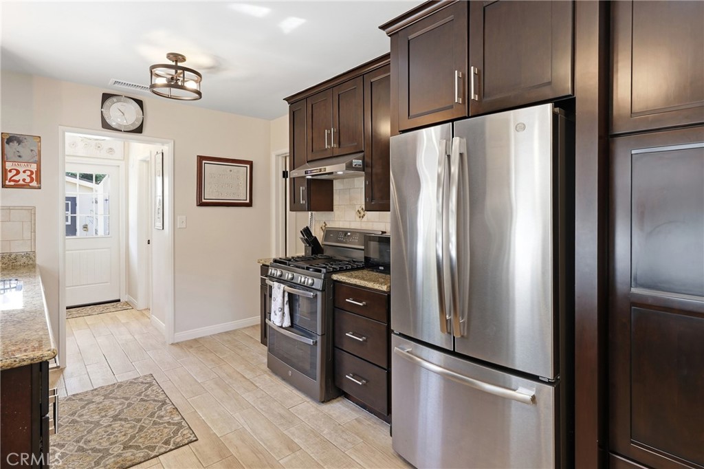 1206 West 18th Street Property Photo 15
