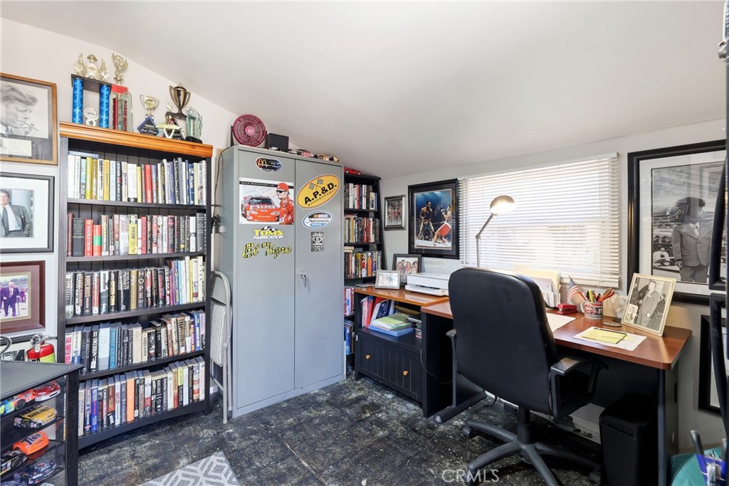 1206 West 18th Street Property Photo 40