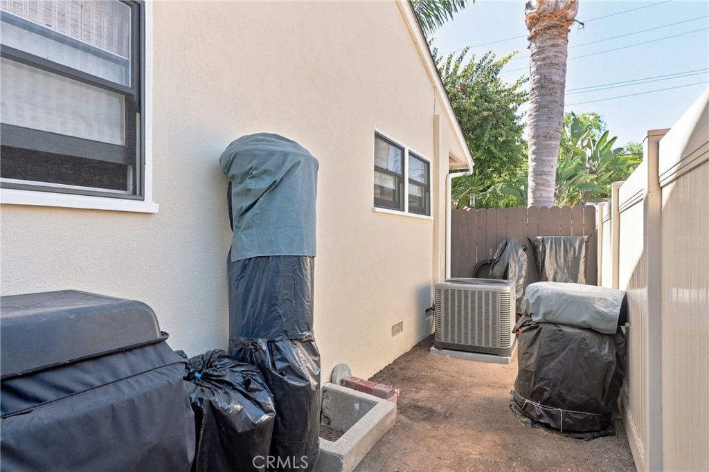 1206 West 18th Street Property Photo 44