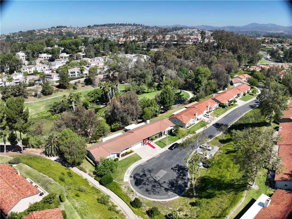 23531 Via Murillo Property Photo 6