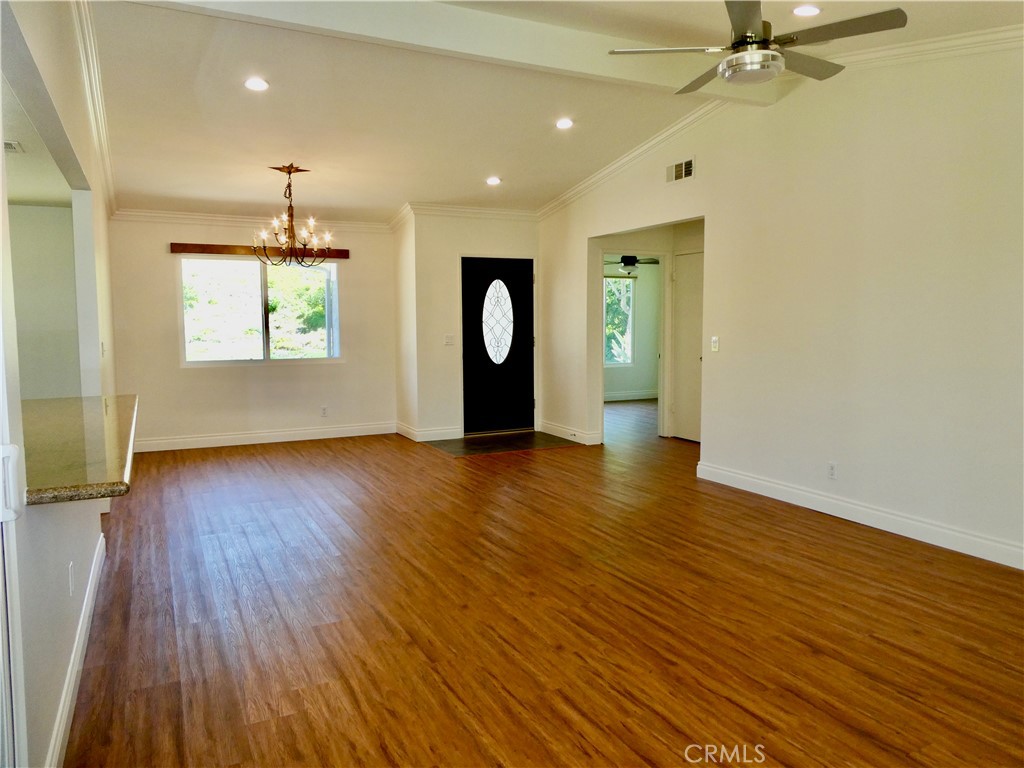 23531 Via Murillo Property Photo 10