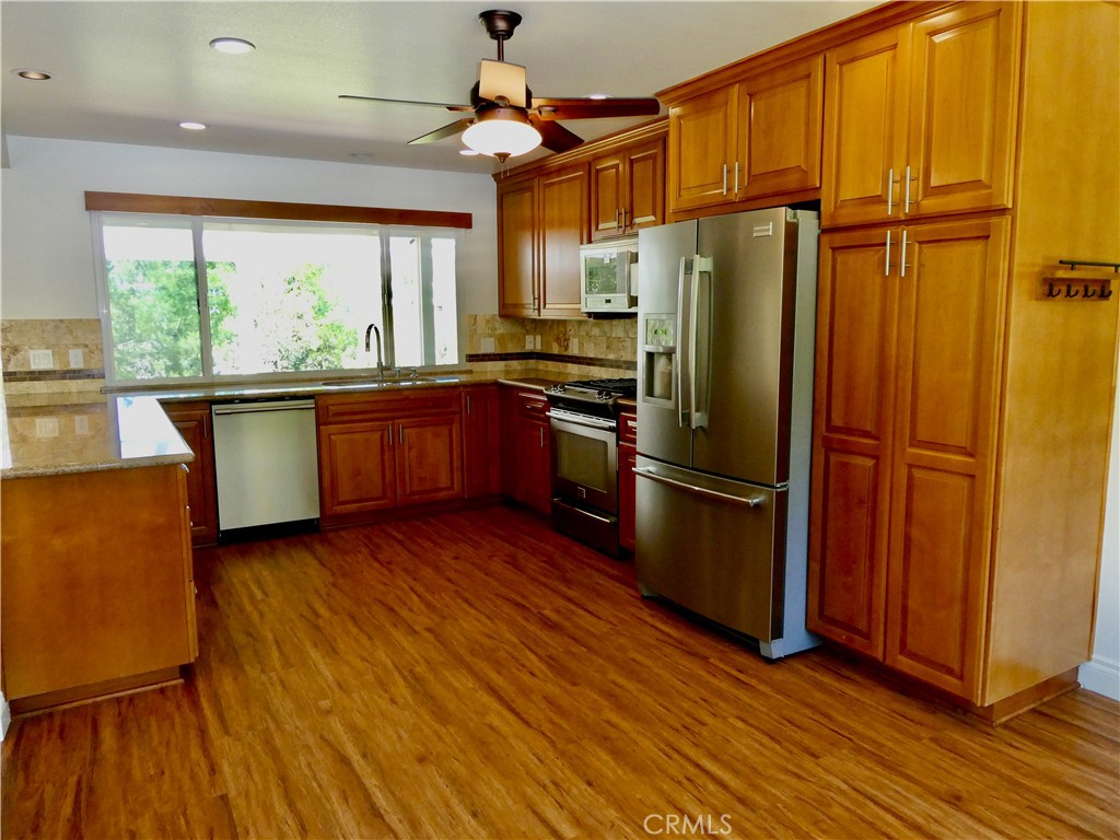 23531 Via Murillo Property Photo 12