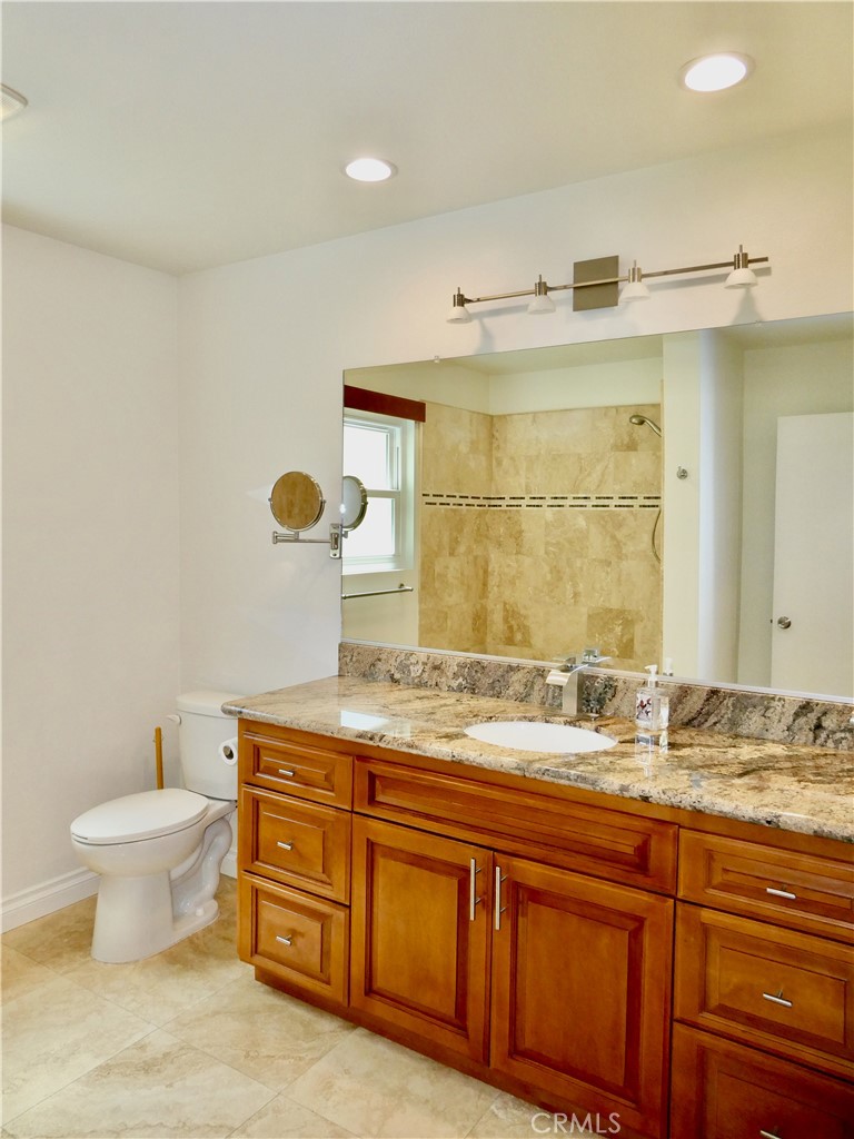 23531 Via Murillo Property Photo 26