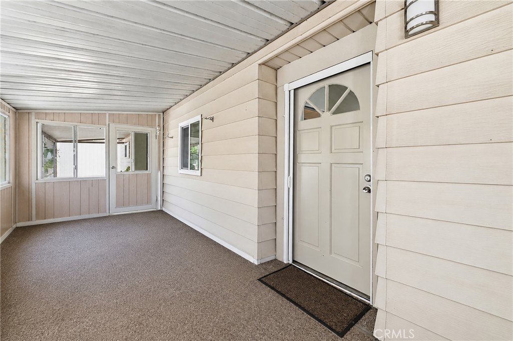 1201 W Valencia Drive 69 Property Photo 2