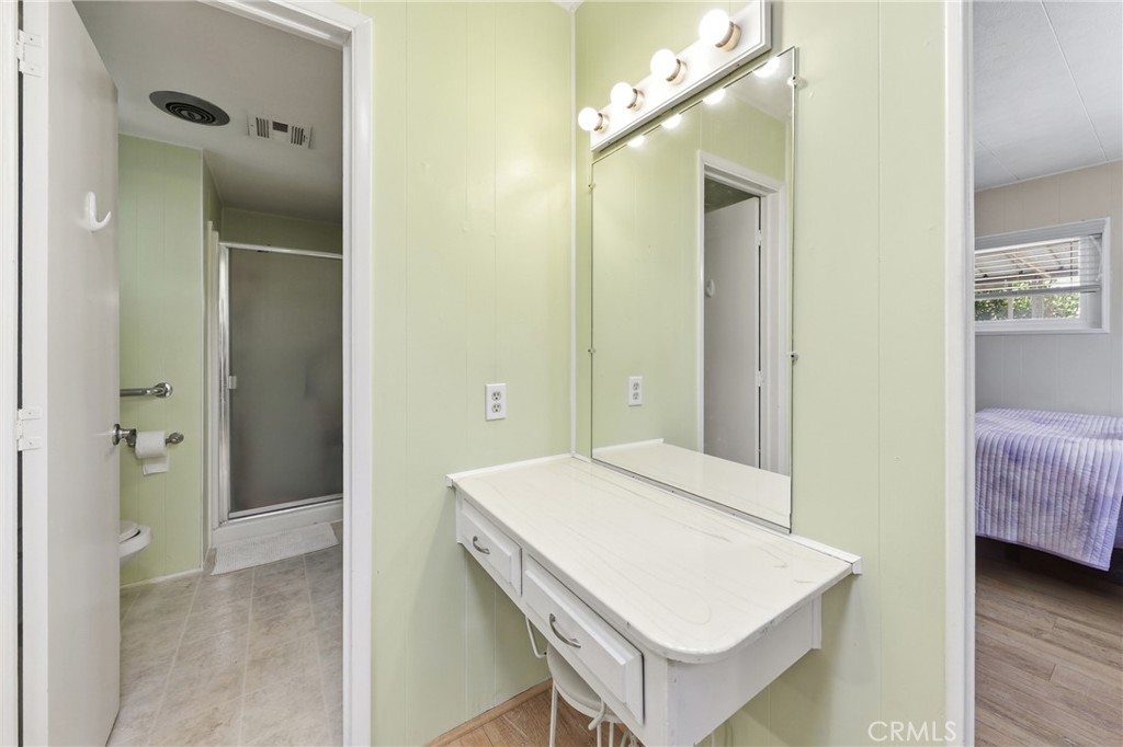 1201 W Valencia Drive 69 Property Photo 17