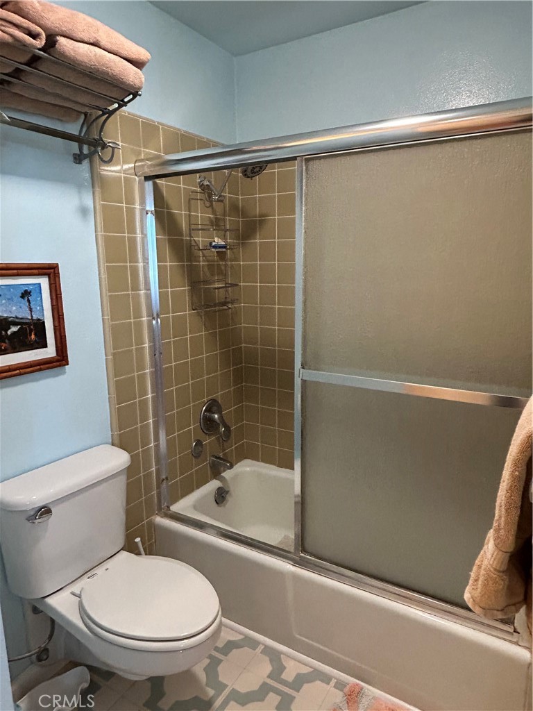 420 Monterey Lane 2a Property Photo 17