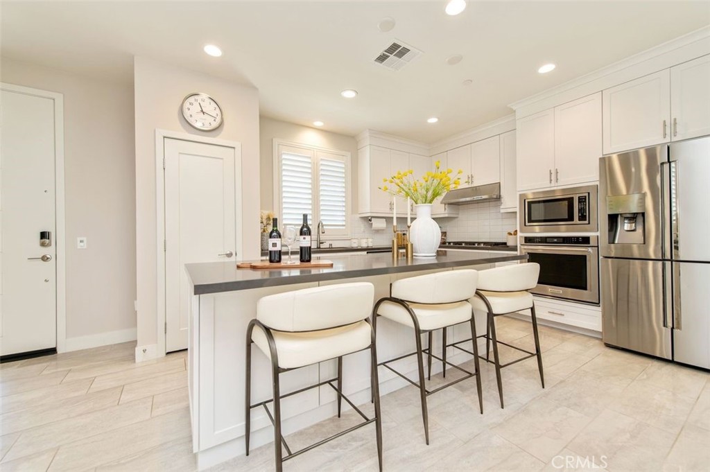 123 Tenor Property Photo 7