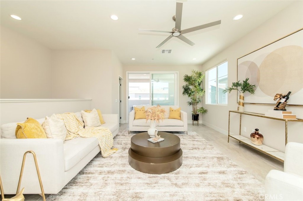 123 Tenor Property Photo 22