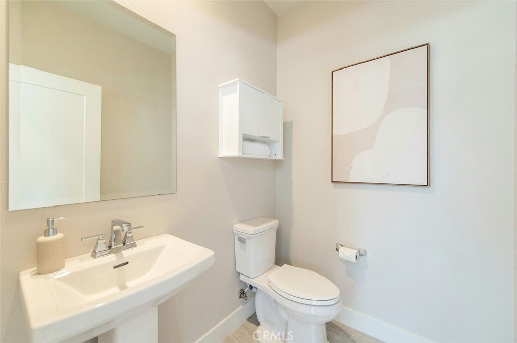 123 Tenor Property Photo 27