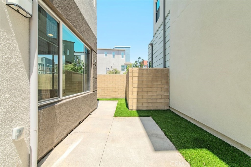 123 Tenor Property Photo 31