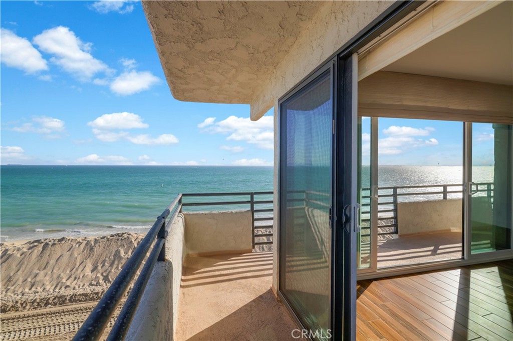 1 62nd Property Photo 1