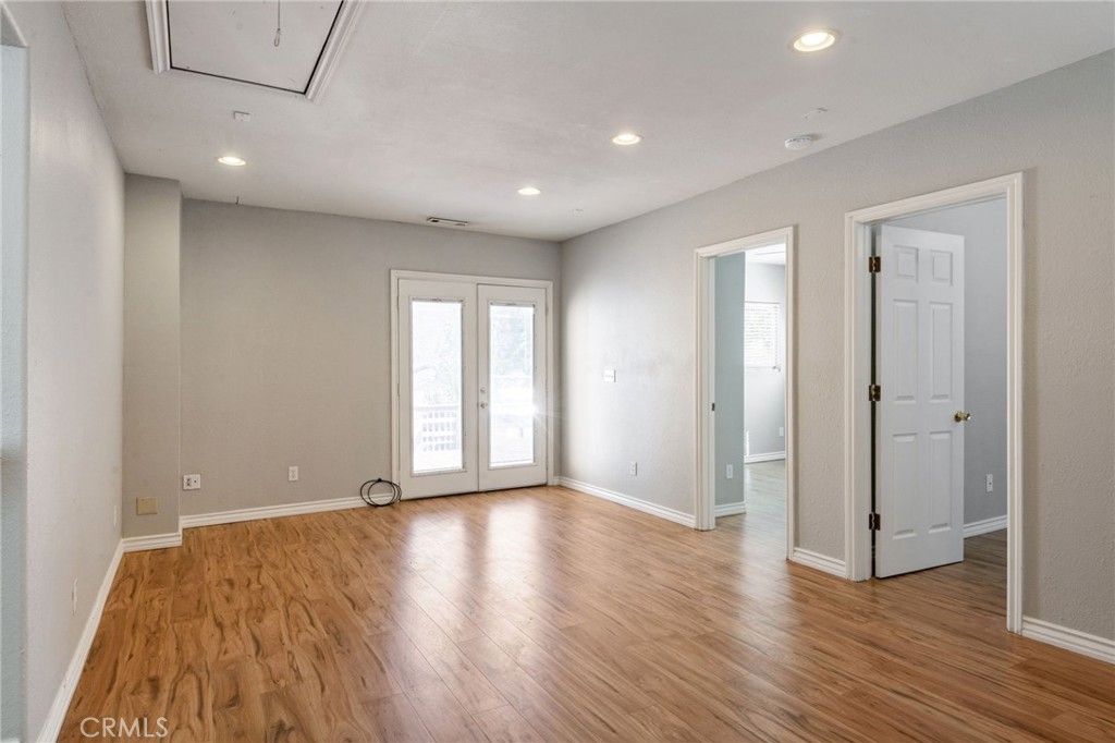 765 W Big Bear Boulevard Property Photo 15