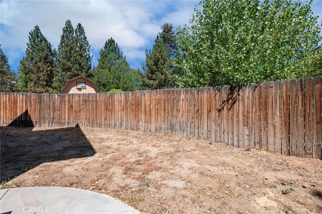 765 W Big Bear Boulevard Property Photo 34