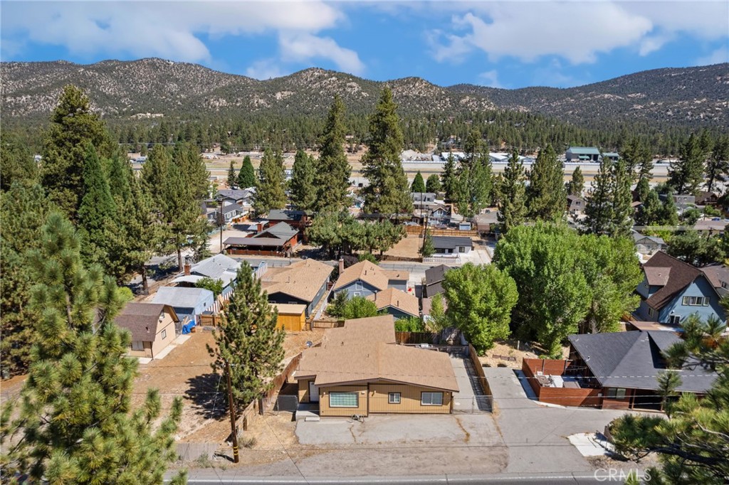 765 W Big Bear Boulevard Property Photo 38