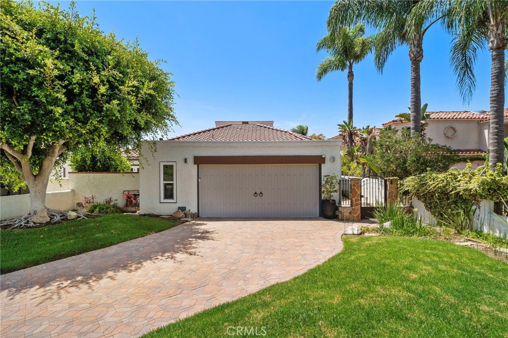 306 Via Colibri Property Photo 5