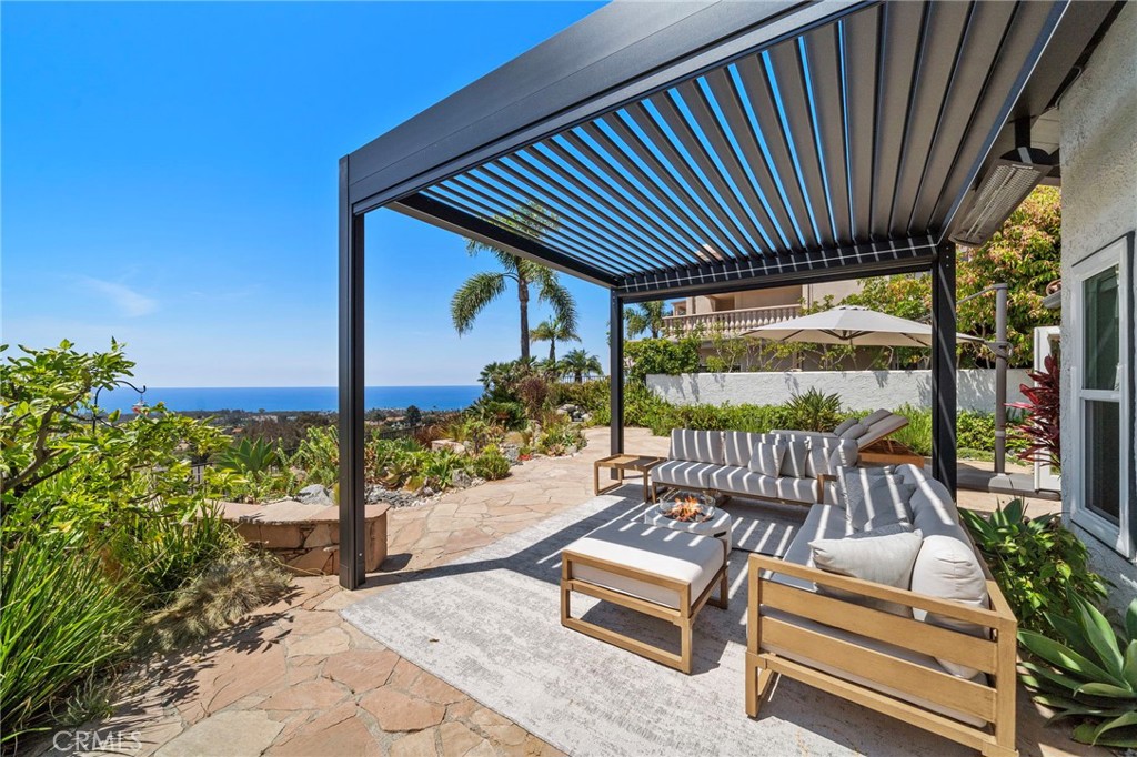 306 Via Colibri Property Photo 7