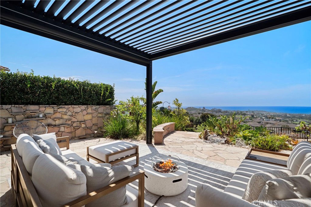 306 Via Colibri Property Photo 8