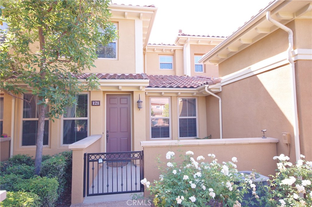 121 Chantilly Property Photo 1