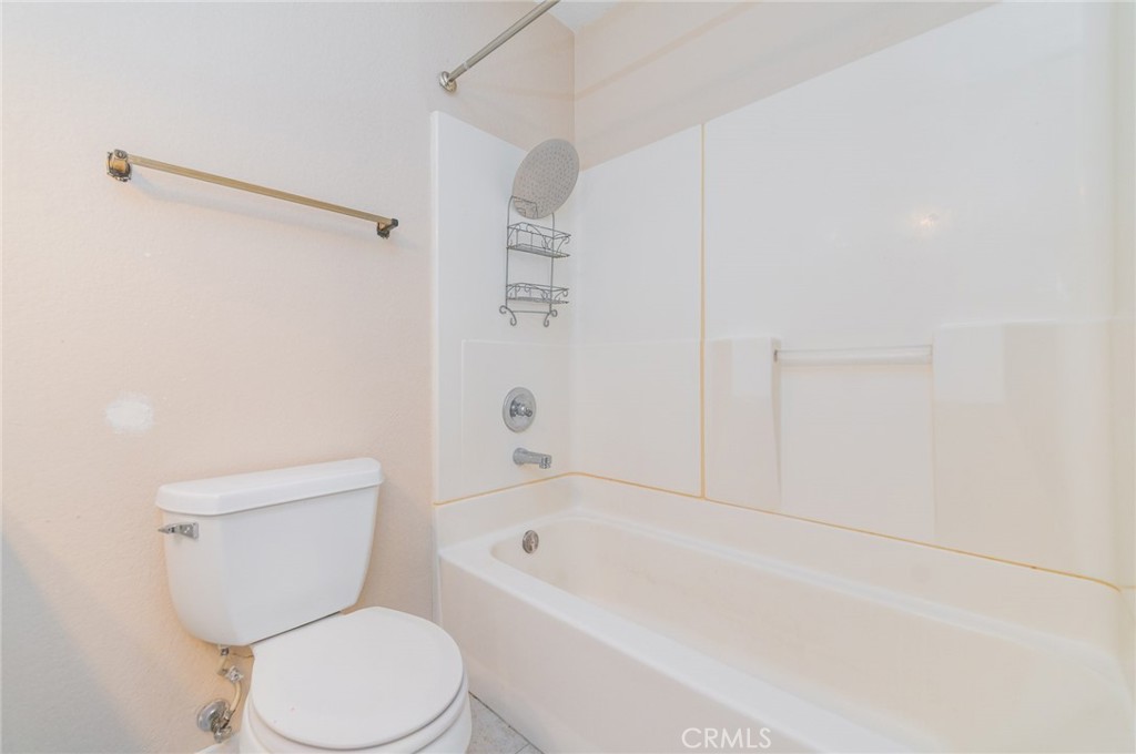 107 Oxford 34 Property Photo 12