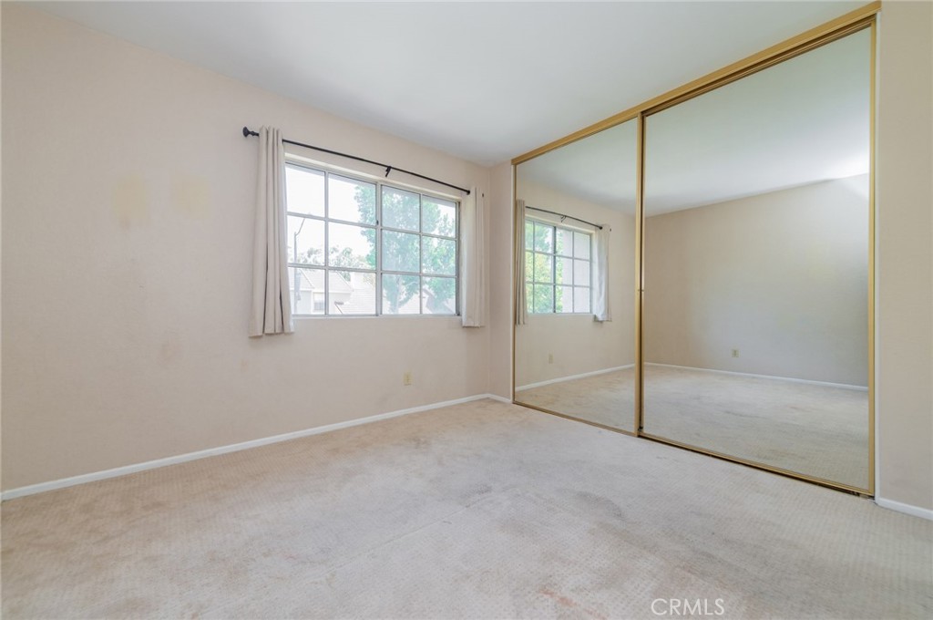 107 Oxford 34 Property Photo 17