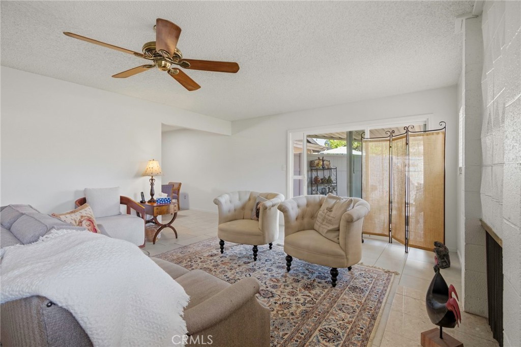2813 Summit Circle Property Photo 4
