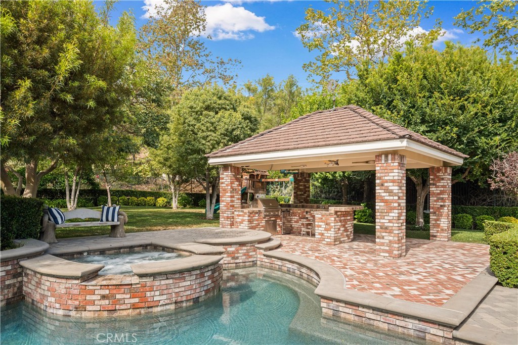 11 Devonwood Property Photo 49