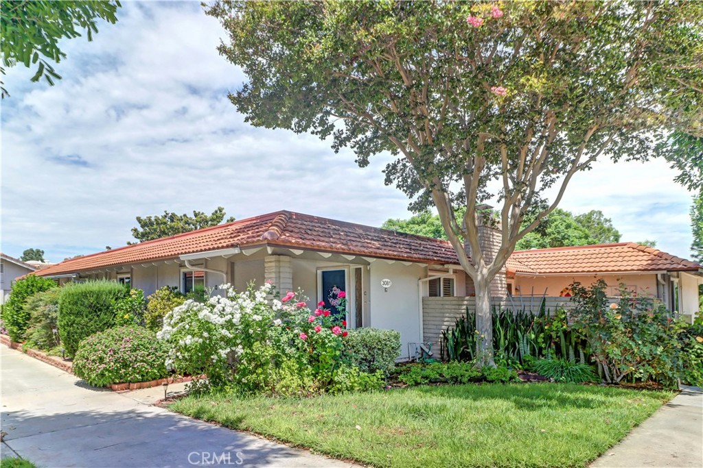 3081 Via Serena S C Property Photo 1