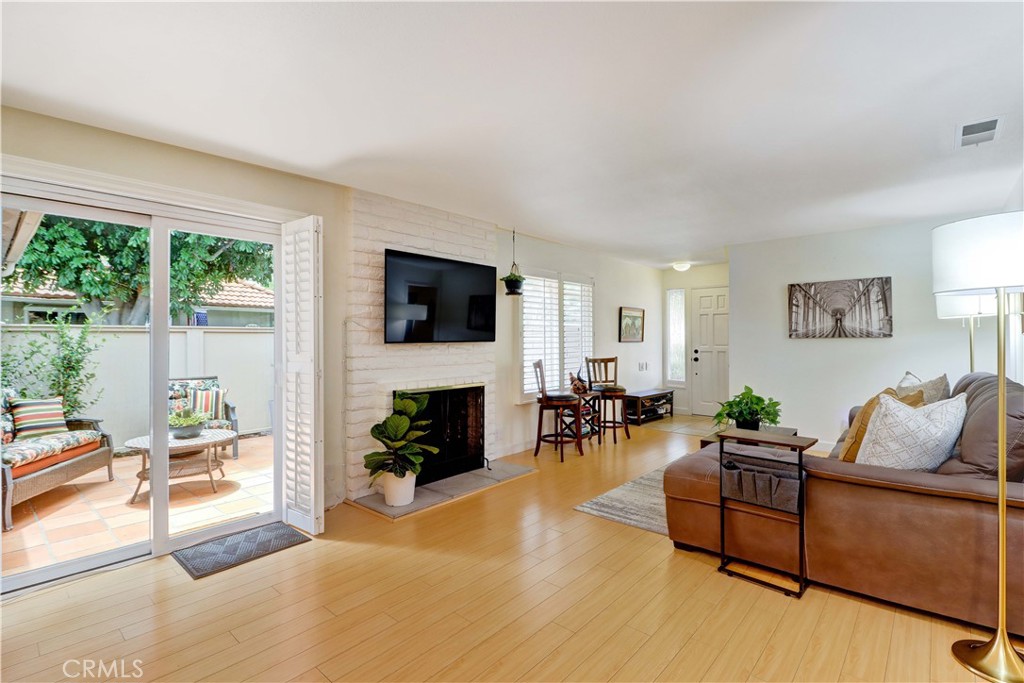 3081 Via Serena S C Property Photo 2
