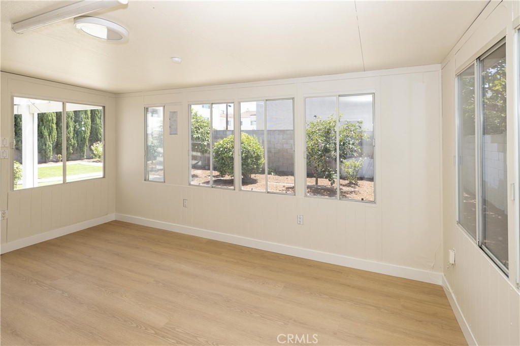 8022 Artesia Property Photo 17