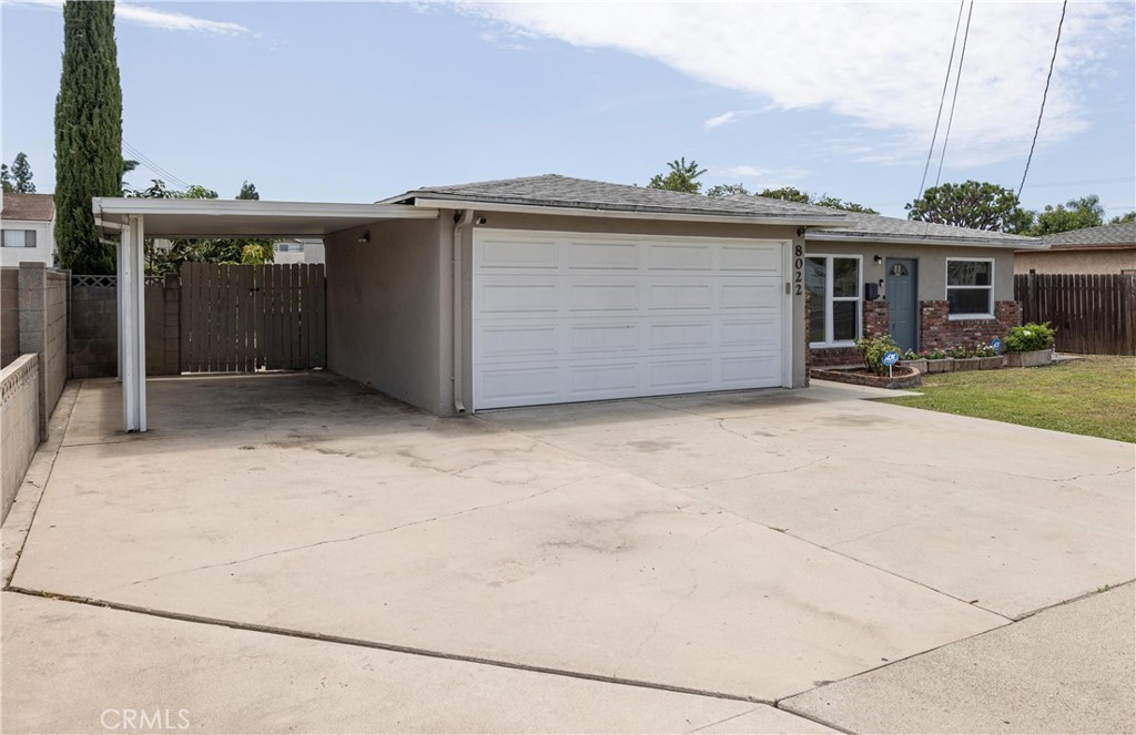 8022 Artesia Property Photo 29