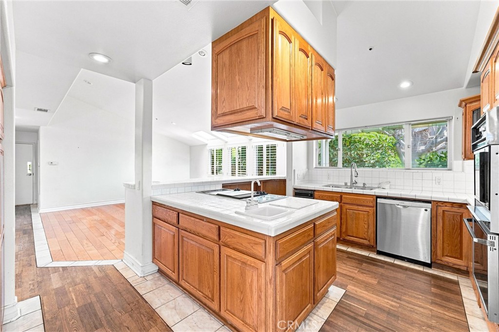 7 Campanilla Property Photo 32
