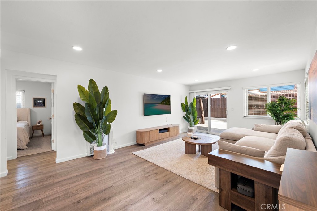 129 Avenida Serra Property Photo 10