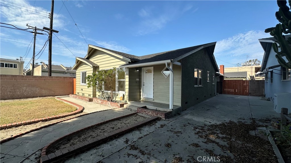 6651 Coronado Property Photo