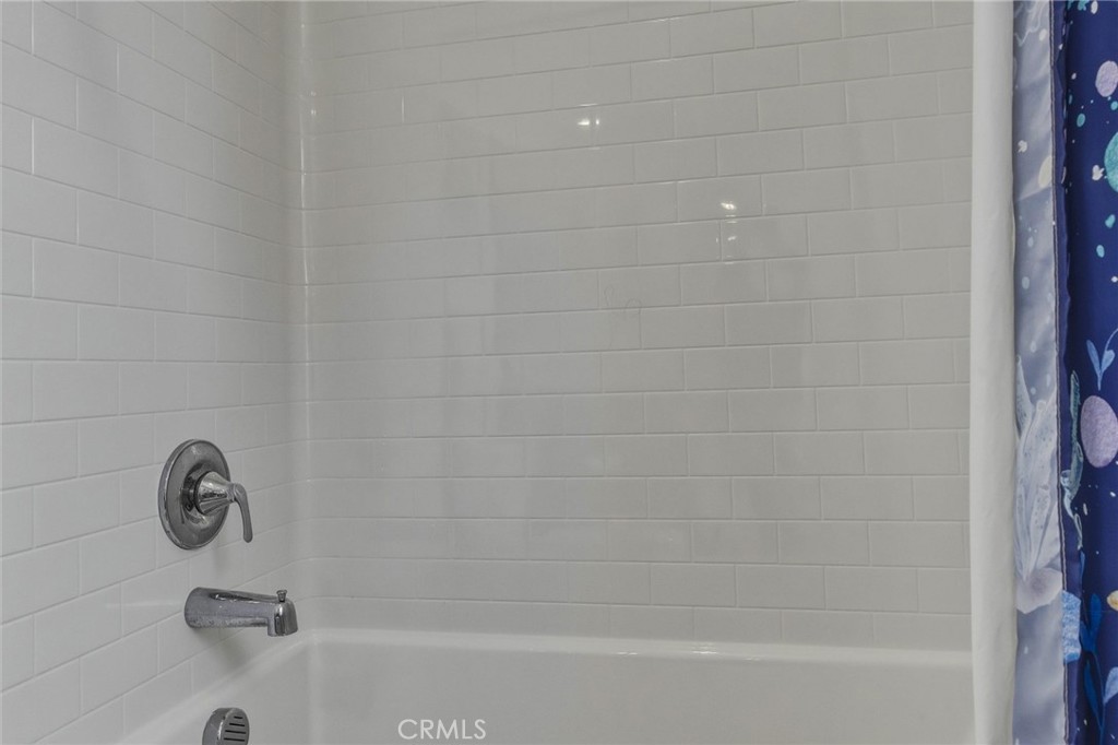 2684 E Towhee Property Photo 34