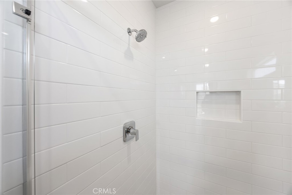 201 Longspur Dr Property Photo 32