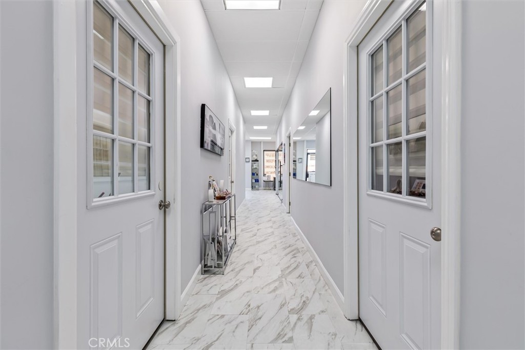 5642 211 E La Palma Avenue Property Photo 15
