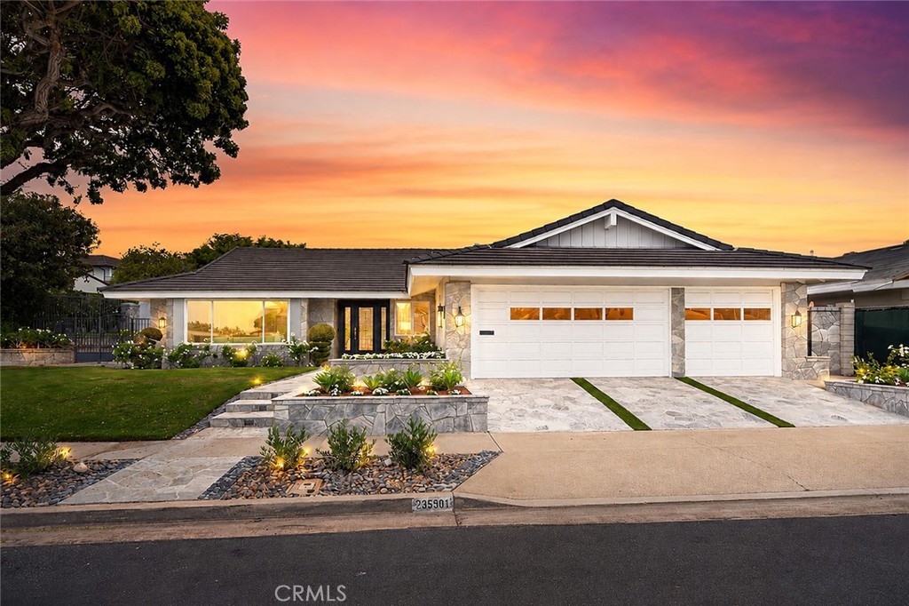 3500 Surfview Property Photo 1