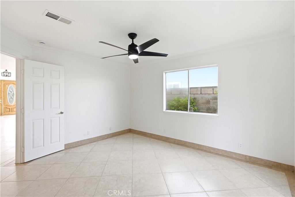 14902 Dahlquist Property Photo 14
