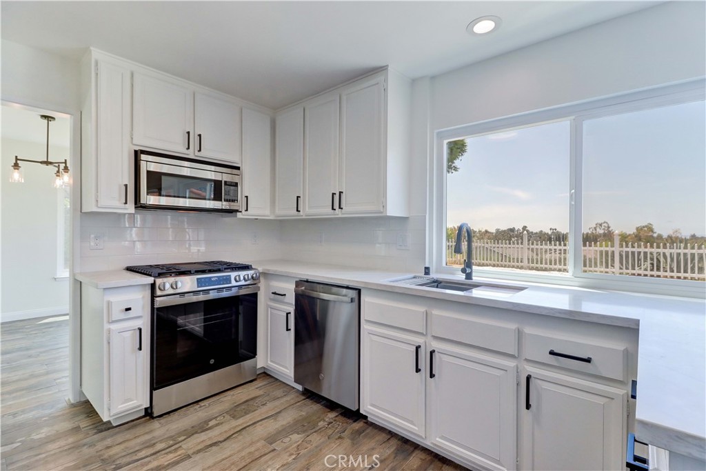 26572 Mimosa Property Photo 3