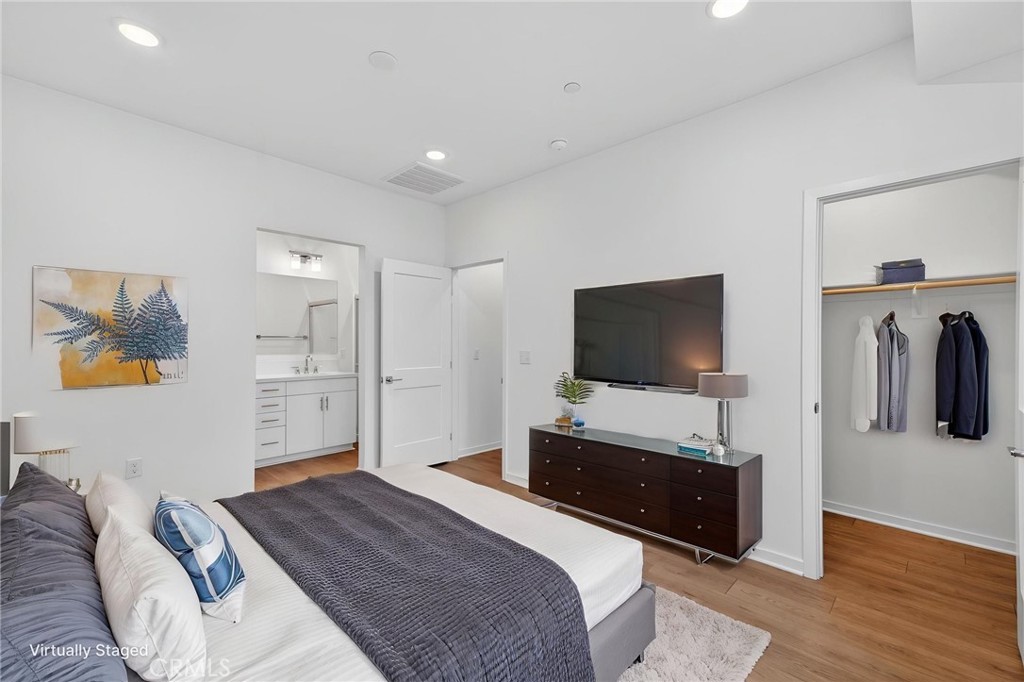 461 Paradiso Place Property Photo 2