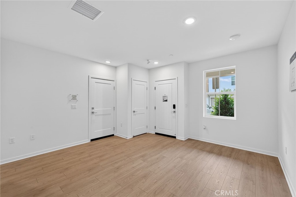 457 Paradiso Place Property Photo 10